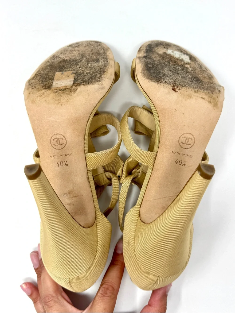 Chanel Beige Grosgrain Pearl Bow T-Strap Heels Size 40.5